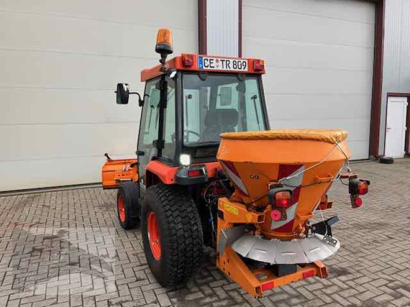 Kommunaltraktor des Typs Kubota STV 32, Gebrauchtmaschine in Südheide (Bild 10)