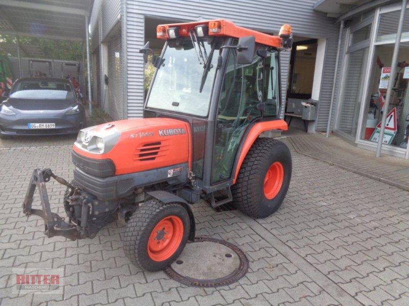 Kommunaltraktor типа Kubota STV-40, Gebrauchtmaschine в Zell a. H.