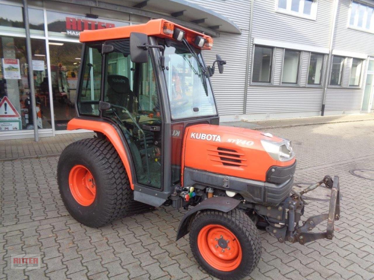 Kommunaltraktor del tipo Kubota STV-40, Gebrauchtmaschine In Zell a. H. (Immagine 2)