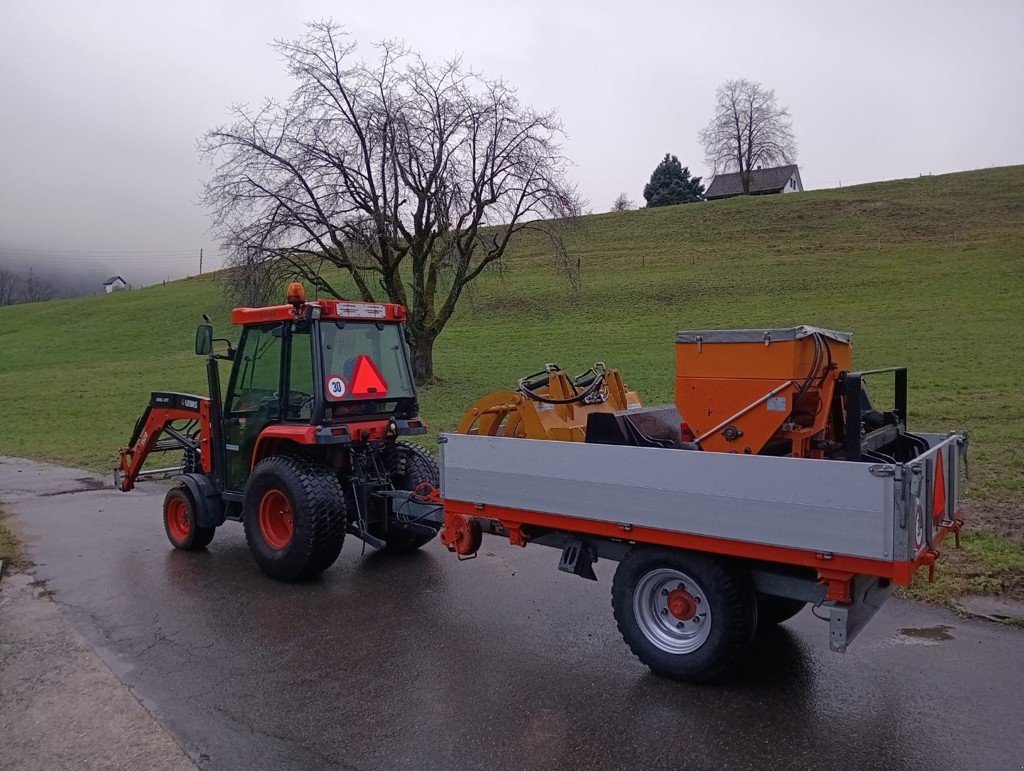 Kommunaltraktor от тип Kubota STV 40, Gebrauchtmaschine в Altendorf (Снимка 4)