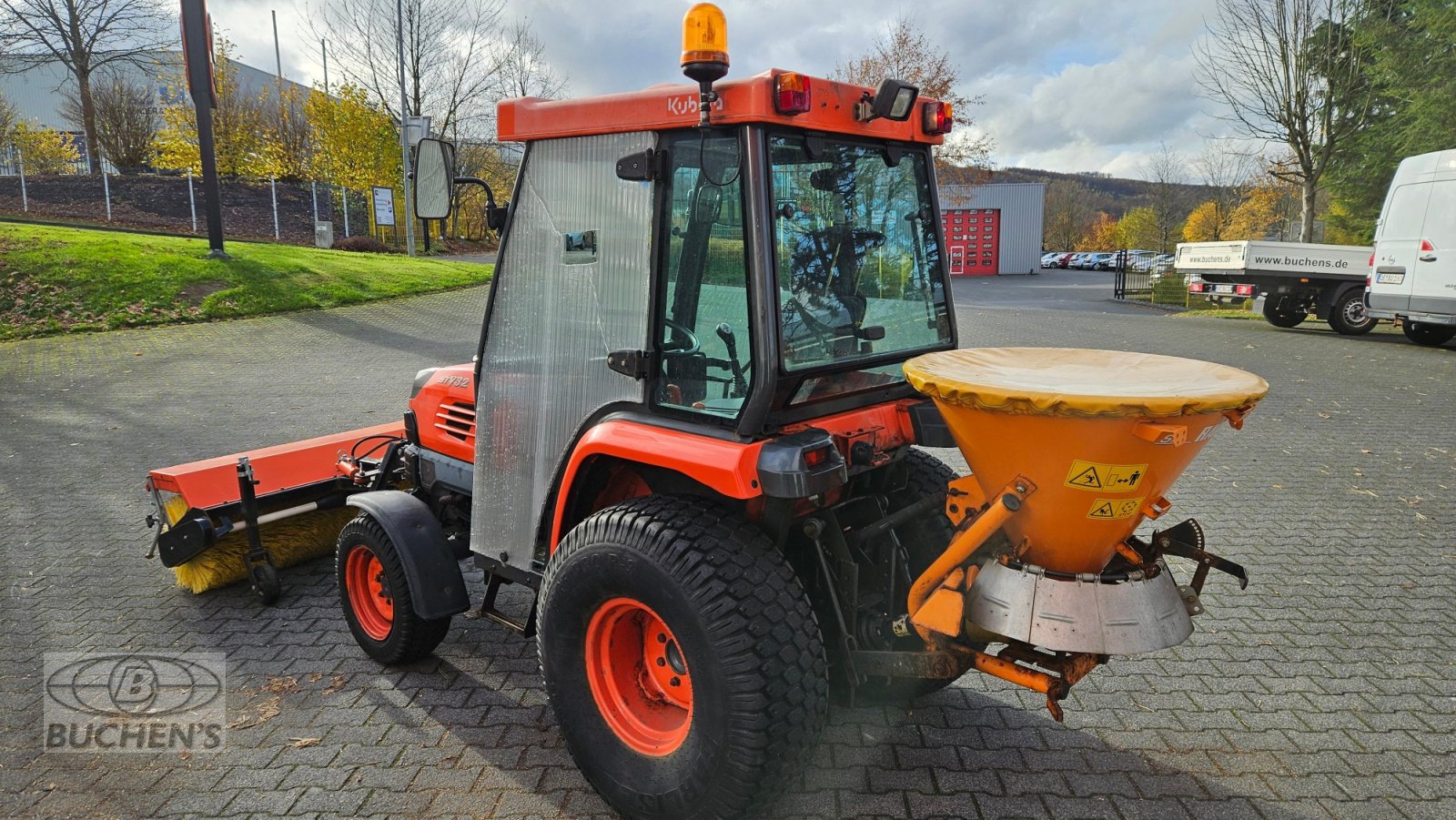 Kommunaltraktor des Typs Kubota STV32, Gebrauchtmaschine in Olpe (Bild 21)