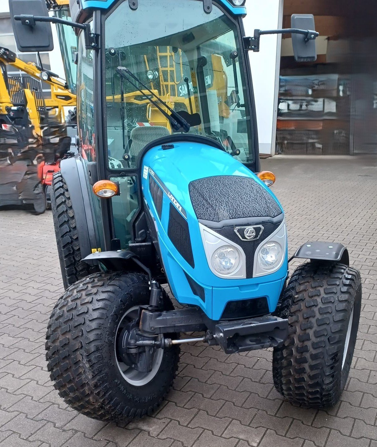 Kommunaltraktor typu Landini 2-050, Neumaschine v Au/Hallertau (Obrázek 3)