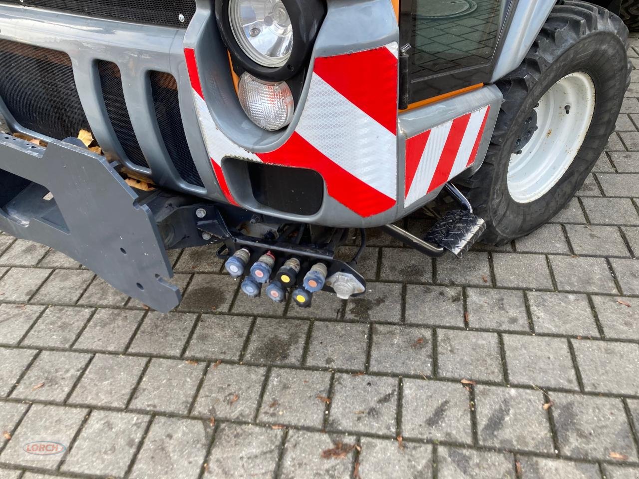 Kommunaltraktor van het type Lindner Unitrac 102  SE 6, Gebrauchtmaschine in Trochtelfingen (Foto 5)