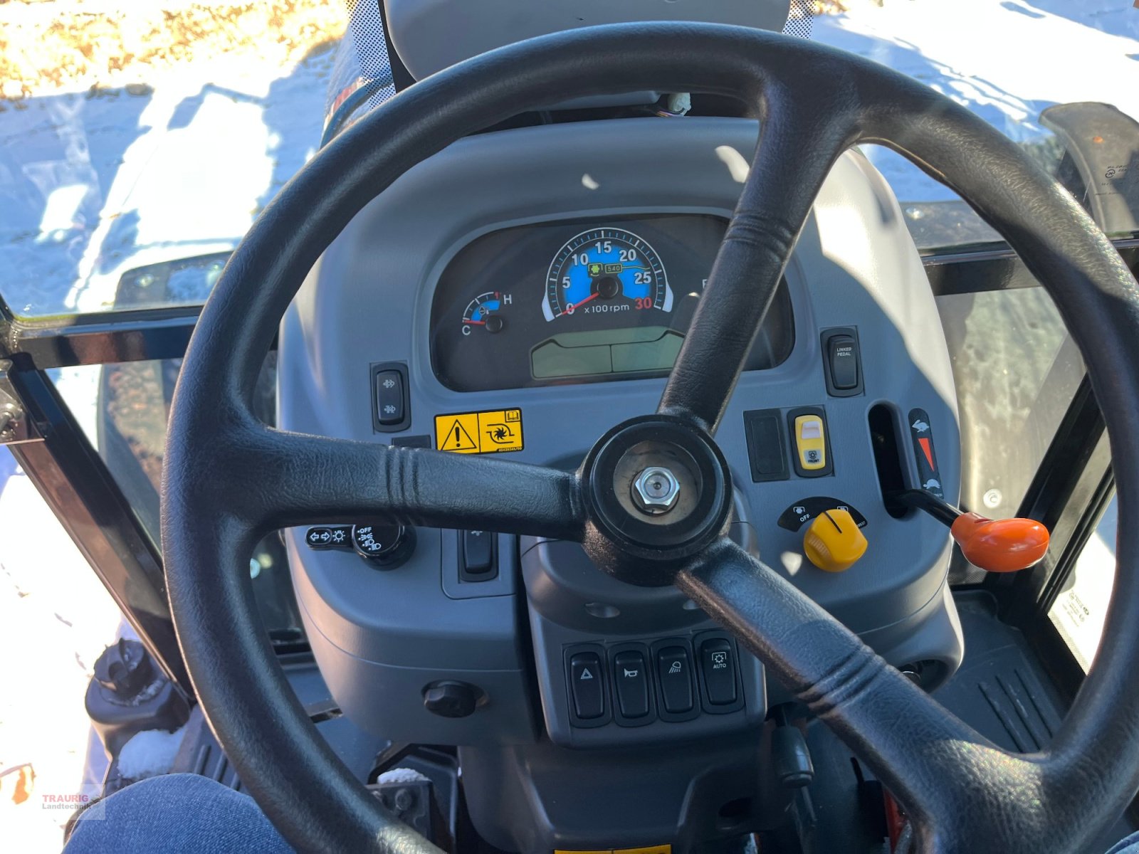 Kommunaltraktor типа LS Tractor MTS 3,50, Gebrauchtmaschine в Mainburg/Wambach (Фотография 11)