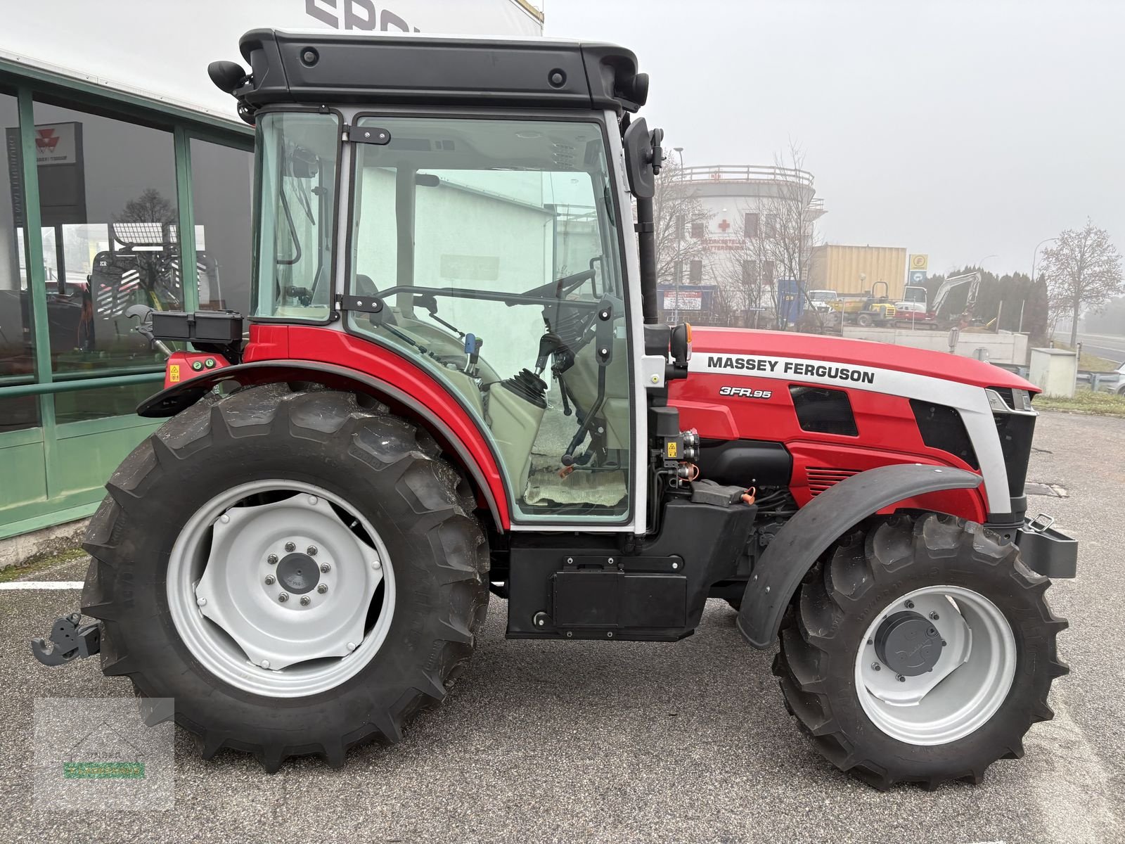 Kommunaltraktor typu Massey Ferguson MF 3FR.95 Kabine, Neumaschine v Mattersburg (Obrázek 2)