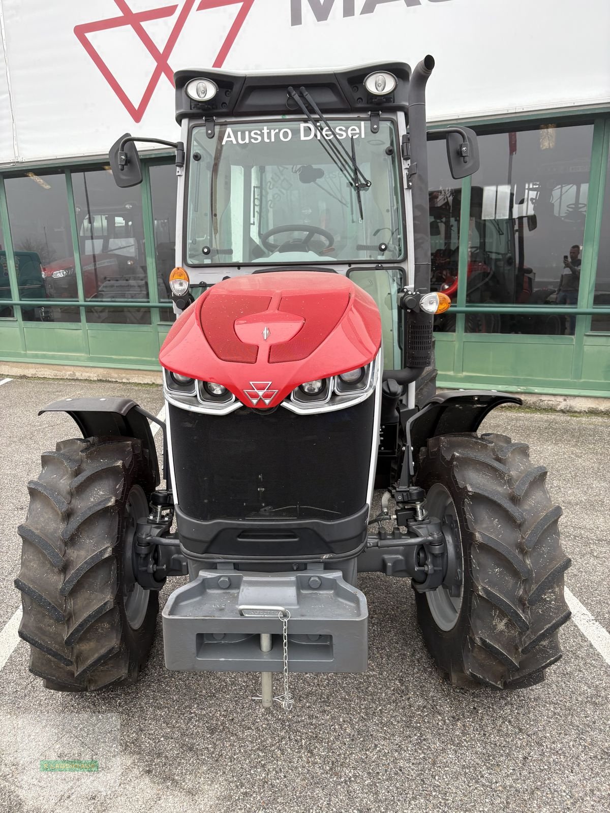Kommunaltraktor typu Massey Ferguson MF 3FR.95 Kabine, Neumaschine v Mattersburg (Obrázek 5)