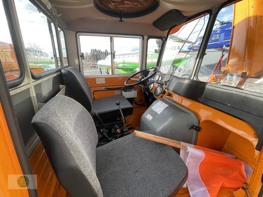 Kommunaltraktor del tipo Mercedes-Benz Unimog Schmidt Schneefräse mit Hydrostat Antrieb , erst 370 Bts, Gebrauchtmaschine en Hinterschmiding (Imagen 12)