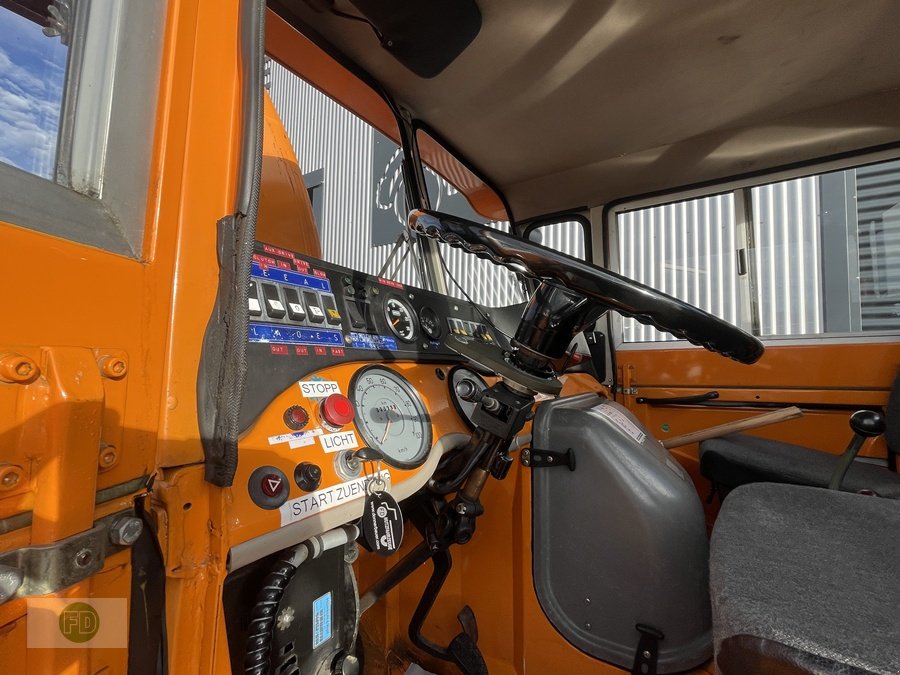 Kommunaltraktor del tipo Mercedes-Benz Unimog Schmidt Schneefräse mit Hydrostat Antrieb , erst 370 Bts, Gebrauchtmaschine en Hinterschmiding (Imagen 14)