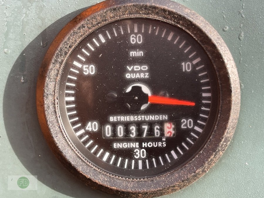 Kommunaltraktor del tipo Mercedes-Benz Unimog Schmidt Schneefräse mit Hydrostat Antrieb , erst 370 Bts, Gebrauchtmaschine en Hinterschmiding (Imagen 23)