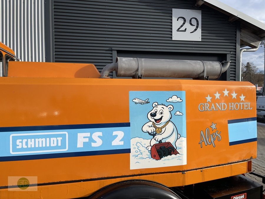 Kommunaltraktor typu Mercedes-Benz Unimog Schmidt Schneefräse mit Hydrostat Antrieb erst 370 Bts, Gebrauchtmaschine w Hinterschmiding (Zdjęcie 3)