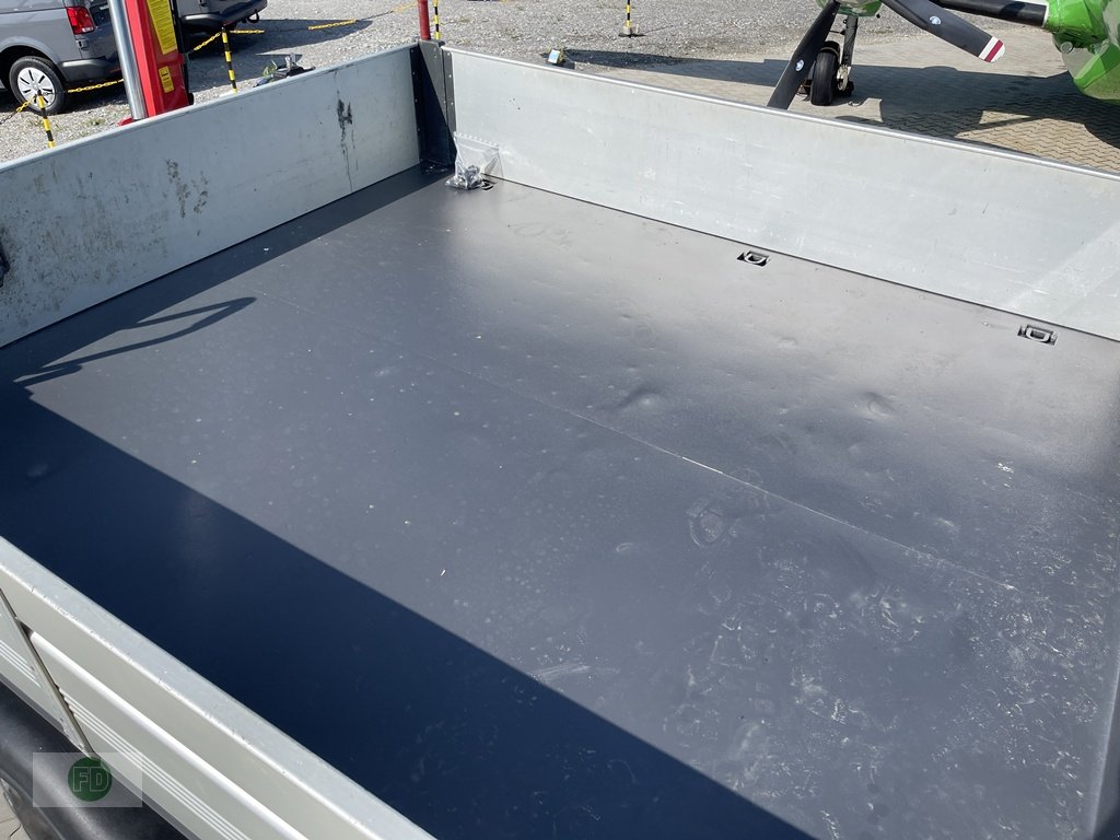 Kommunaltraktor des Typs Mercedes-Benz Unimog U318 mit Kran, Forstgreifer, Multitalent, 1a Zustand , nur 7500 kg, Finanzierung mgl., Gebrauchtmaschine in Hinterschmiding (Bild 21)