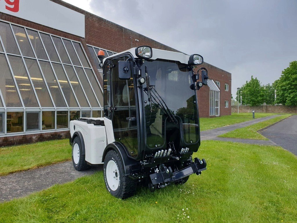 Kommunaltraktor del tipo Multihog CX75 MK II, Neumaschine In Regensdorf (Immagine 1)