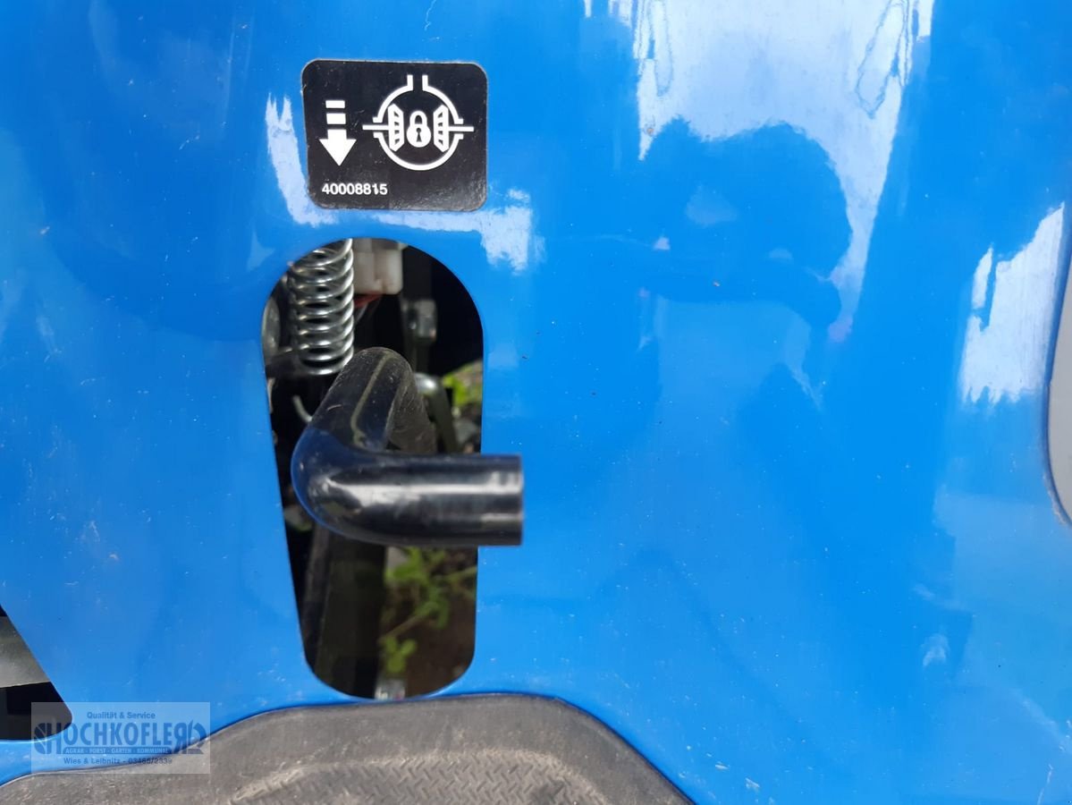 Kommunaltraktor от тип New Holland Boomer 25 C, Neumaschine в Wies (Снимка 10)