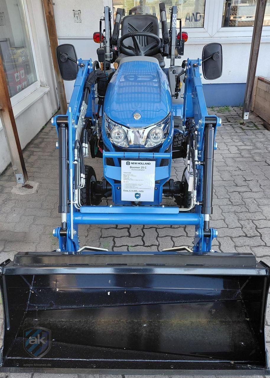 Kommunaltraktor des Typs New Holland Boomer25C, Neumaschine in Mörstadt (Bild 1)
