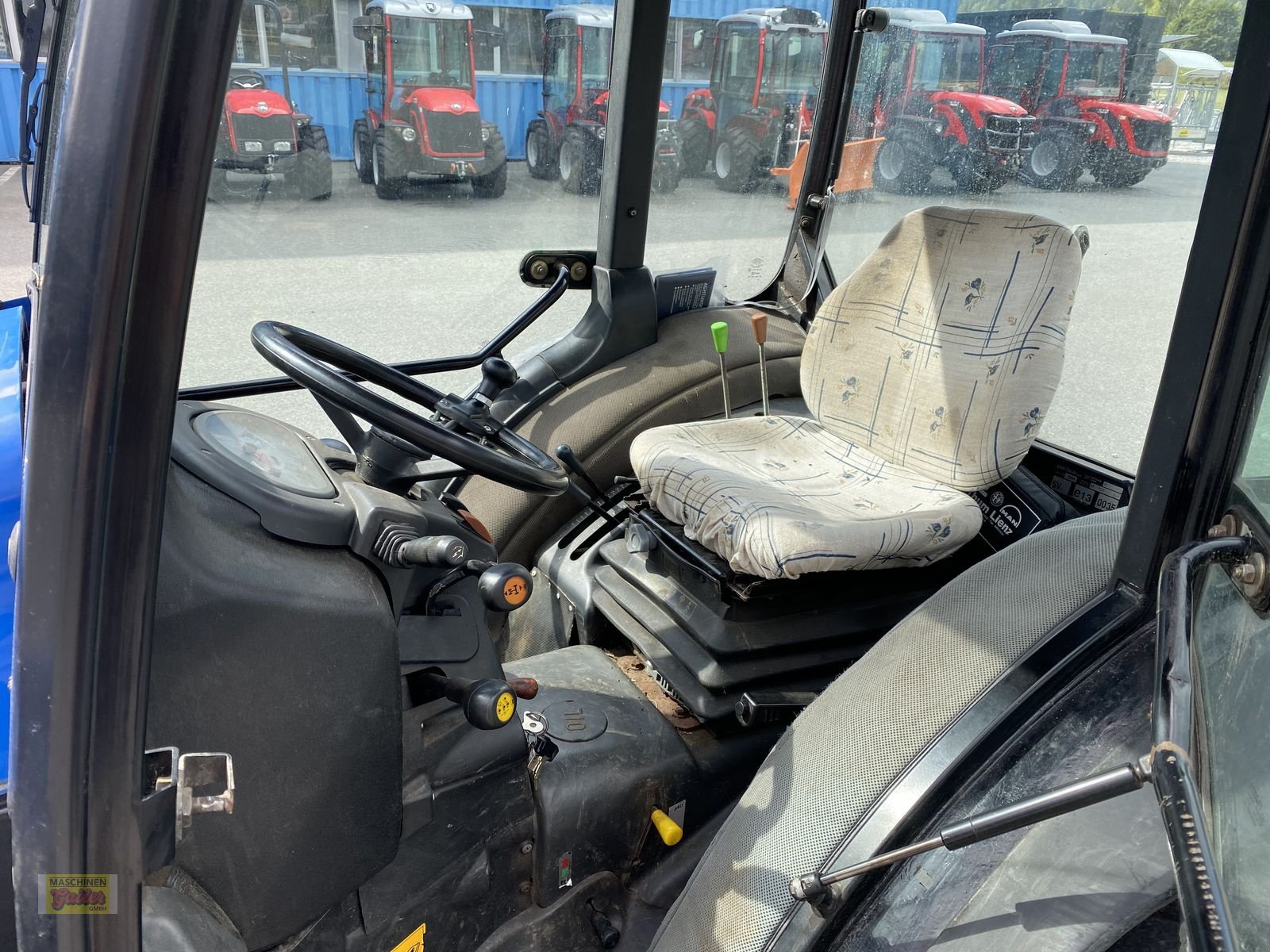 Kommunaltraktor typu New Holland TCE 40, Gebrauchtmaschine v Kötschach (Obrázek 16)