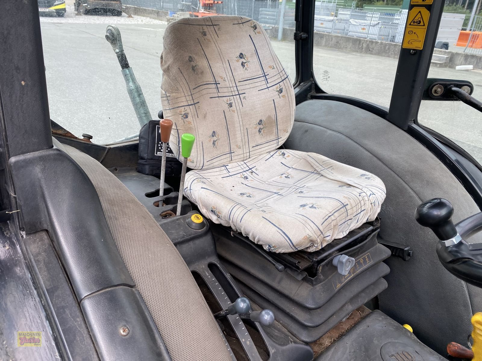 Kommunaltraktor typu New Holland TCE 40, Gebrauchtmaschine v Kötschach (Obrázek 19)