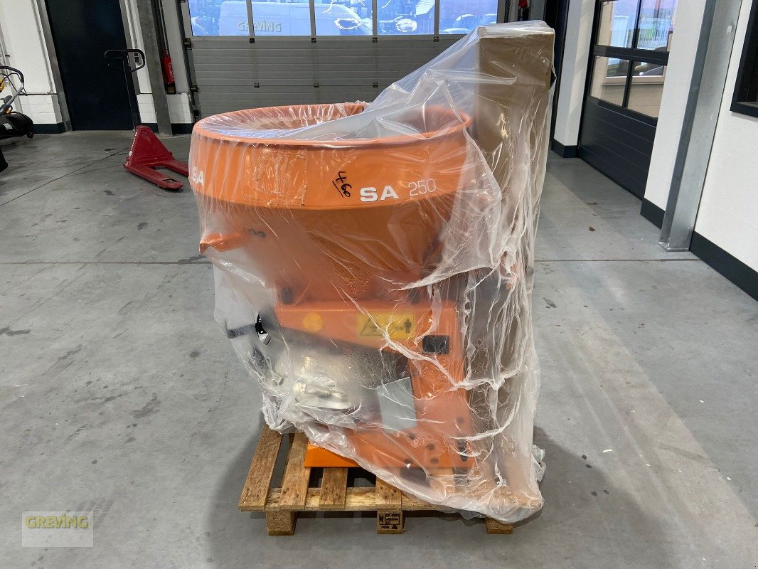 Kommunaltraktor za tip Rauch SA 250 Salzstreuer, Neumaschine u Ahaus (Slika 2)