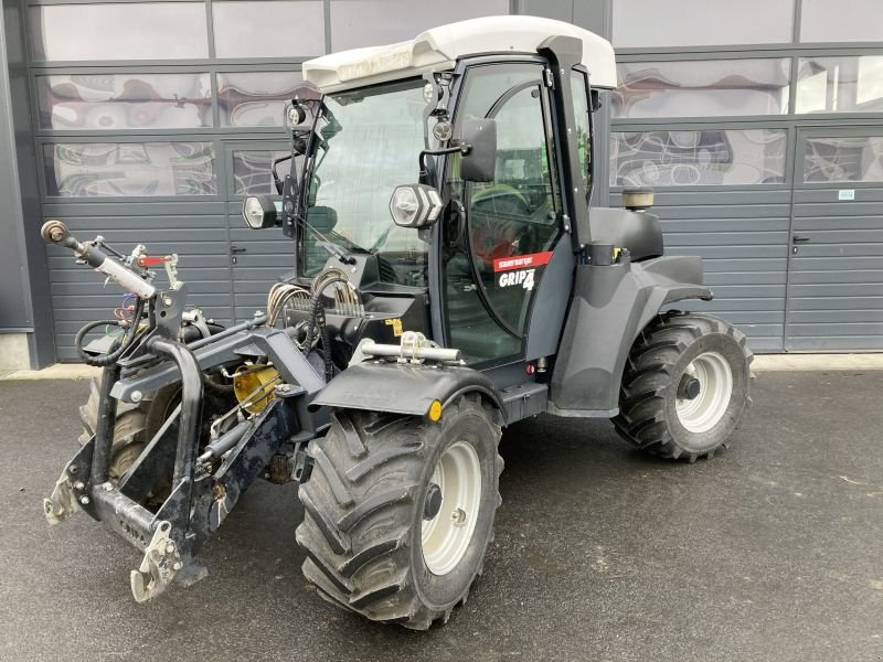 Kommunaltraktor του τύπου Sauerburger GRIP 4-70 STANDARD, Gebrauchtmaschine σε Wülfershausen an der Saale (Φωτογραφία 1)