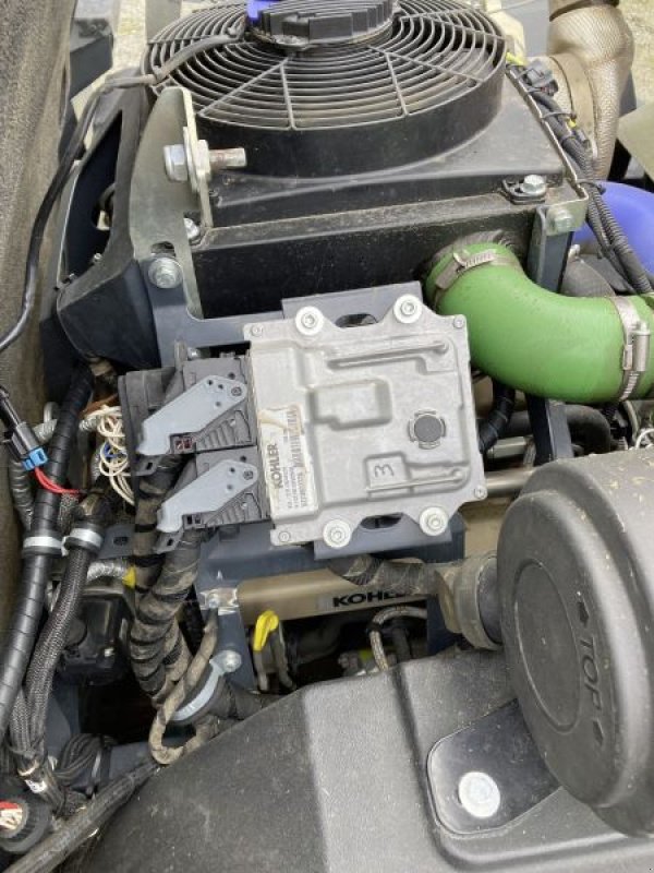 Kommunaltraktor des Typs Sauerburger GRIP 4-70 STANDARD, Gebrauchtmaschine in Wülfershausen an der Saale (Bild 18)