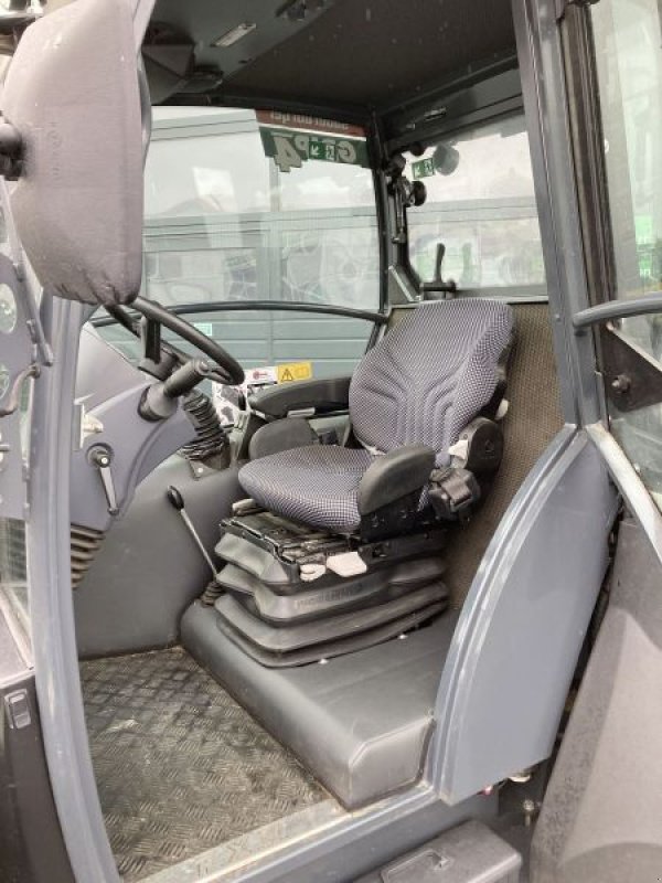 Kommunaltraktor des Typs Sauerburger GRIP 4-70 STANDARD, Gebrauchtmaschine in Wülfershausen an der Saale (Bild 11)