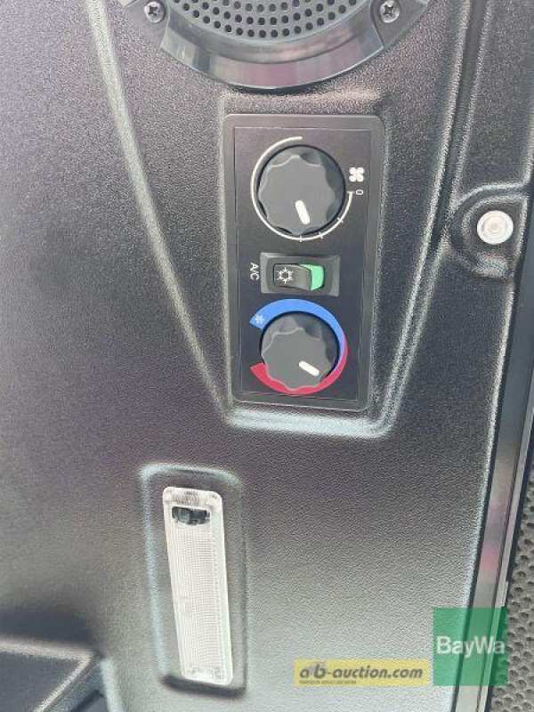 Kommunaltraktor des Typs Sauerburger KG- GRIP 4-70, Vorführmaschine in Großweitzschen (Bild 11)