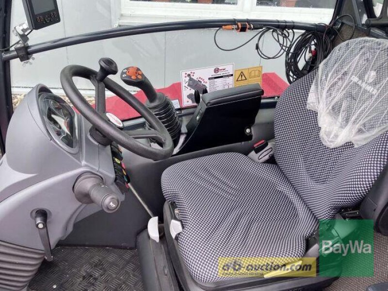 Kommunaltraktor des Typs Sauerburger KG- GRIP 4-70, Vorführmaschine in Großweitzschen (Bild 8)