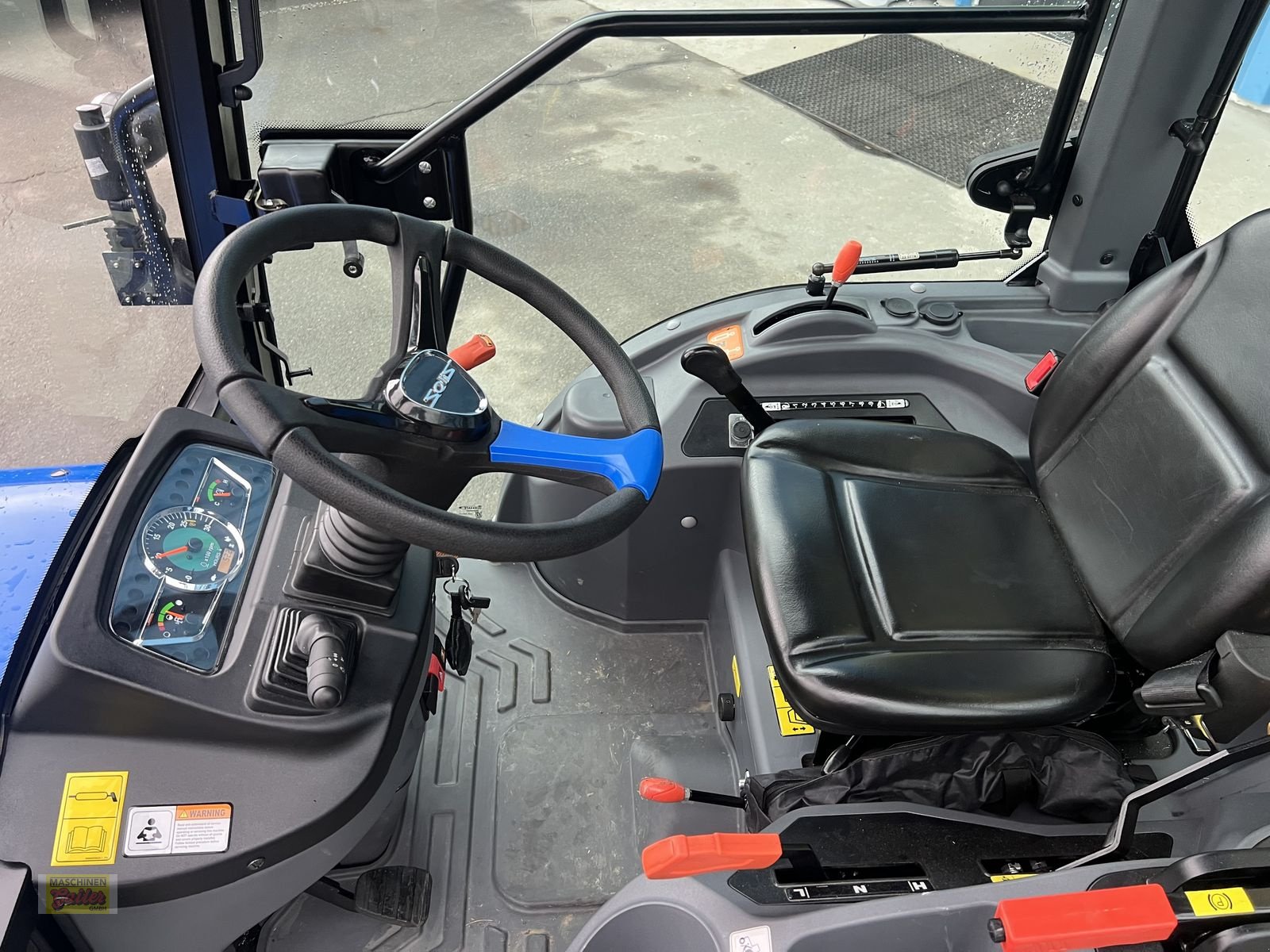 Kommunaltraktor des Typs Solis 26 HST 4WD mit Kabine, Gebrauchtmaschine in Kötschach (Bild 15)