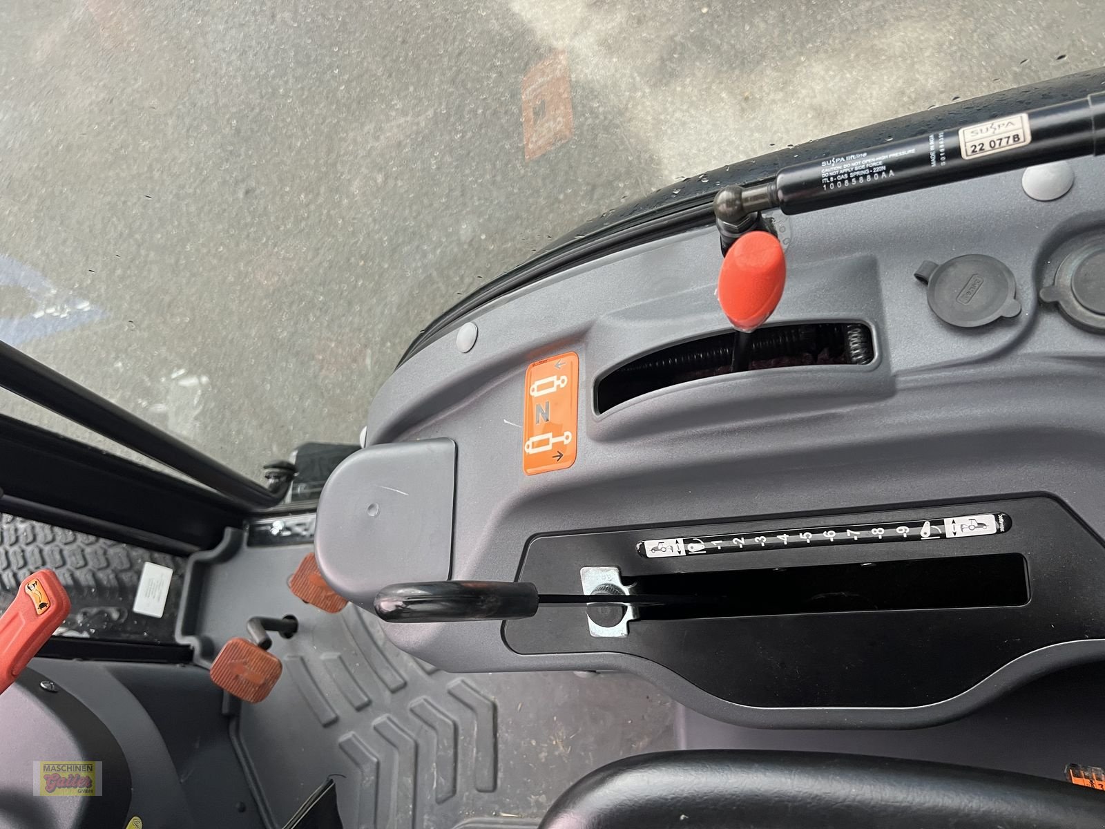 Kommunaltraktor des Typs Solis 26 HST 4WD mit Kabine, Gebrauchtmaschine in Kötschach (Bild 13)