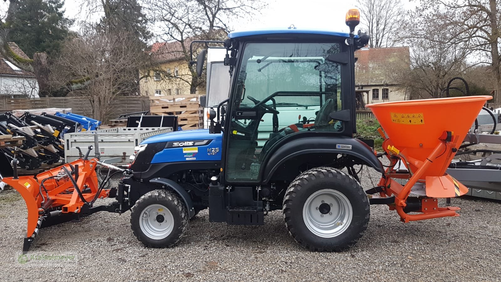 Kommunaltraktor des Typs Solis 26 HST Kabine Winterpaket Vario V-Schneepflug Allrad + StVZO-Zulassung NEU, Neumaschine in Feuchtwangen (Bild 4)