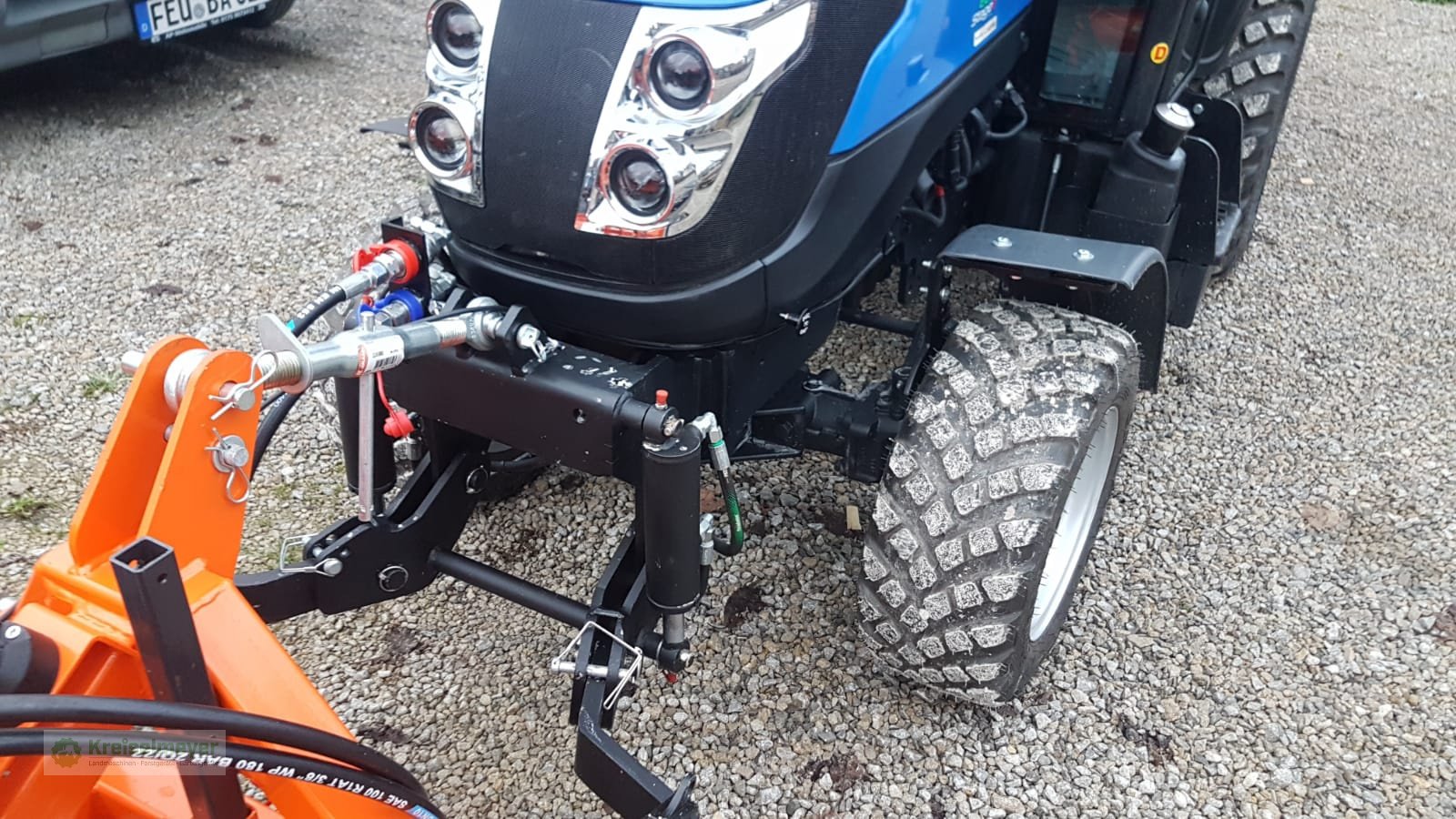 Kommunaltraktor des Typs Solis 26 HST Kabine Winterpaket Vario V-Schneepflug Allrad + StVZO-Zulassung NEU, Neumaschine in Feuchtwangen (Bild 8)