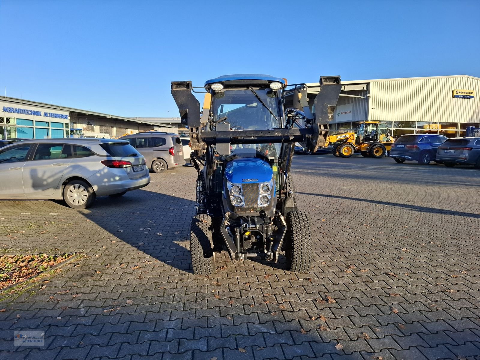 Kommunaltraktor tipa Solis 26 HST mit Fahrerkabine und Frontlader, Gebrauchtmaschine u Altenberge (Slika 3)