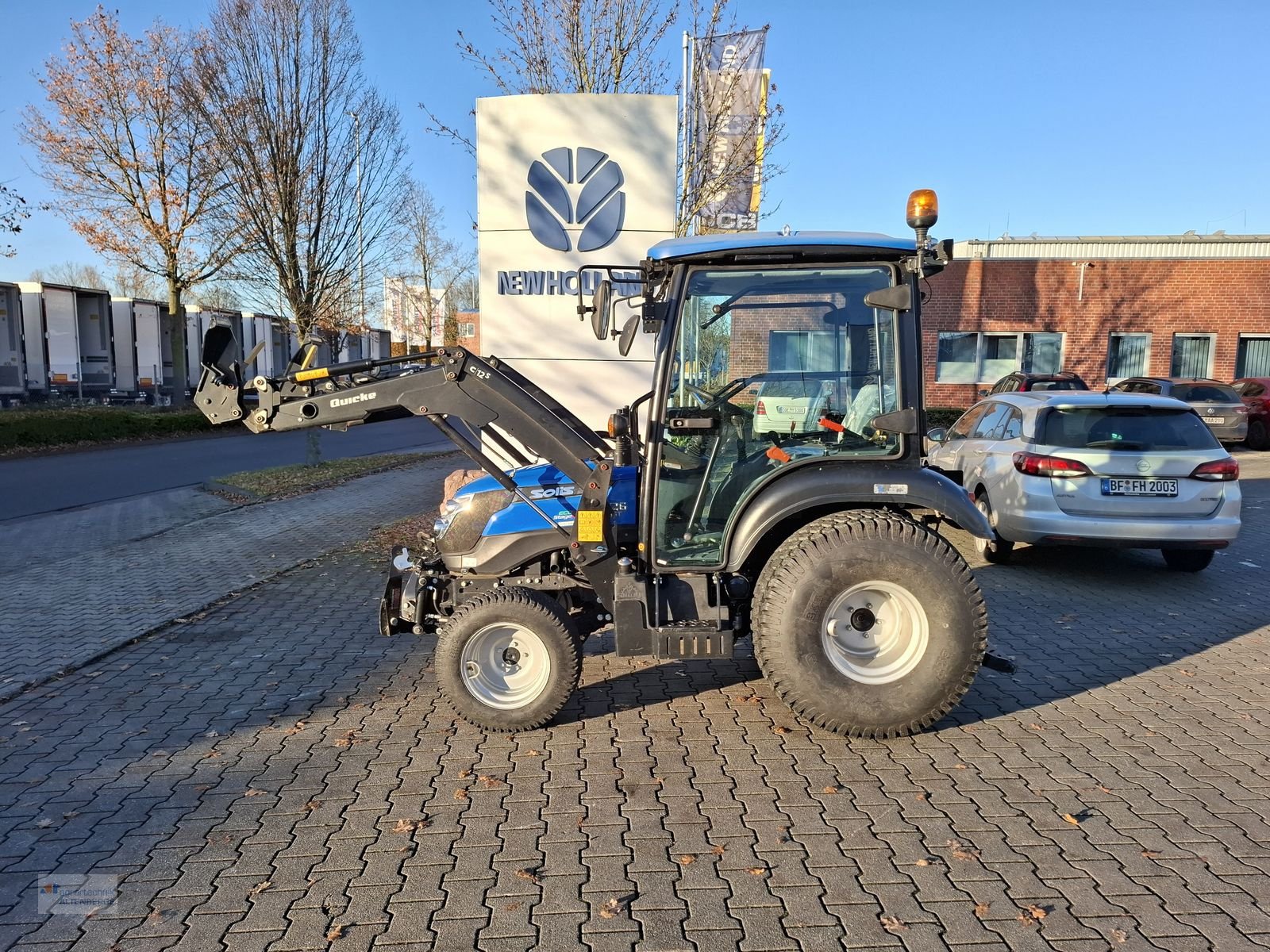 Kommunaltraktor tipa Solis 26 HST mit Fahrerkabine und Frontlader, Gebrauchtmaschine u Altenberge (Slika 9)