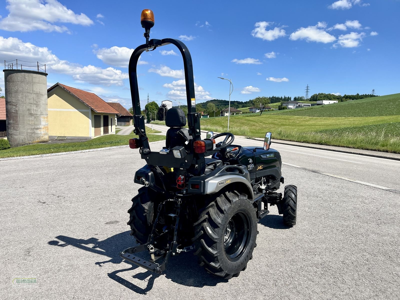 Kommunaltraktor of the type Solis 26 HST - Traktor / Kleintraktor, Neumaschine in Kematen (Picture 7)