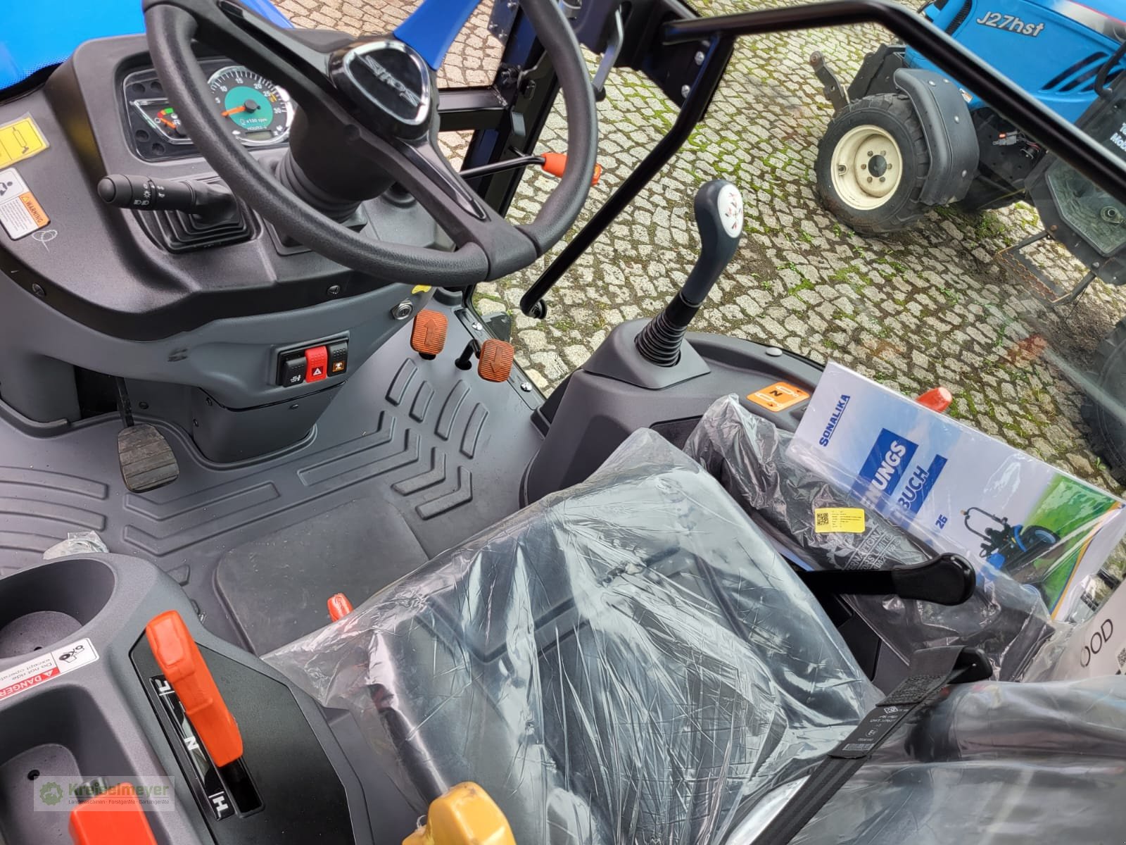 Kommunaltraktor tipa Solis 26 HST + Winterpaket - OHNE Werkzeug - NEU StVZO-Zulassung, Neumaschine u Feuchtwangen (Slika 7)