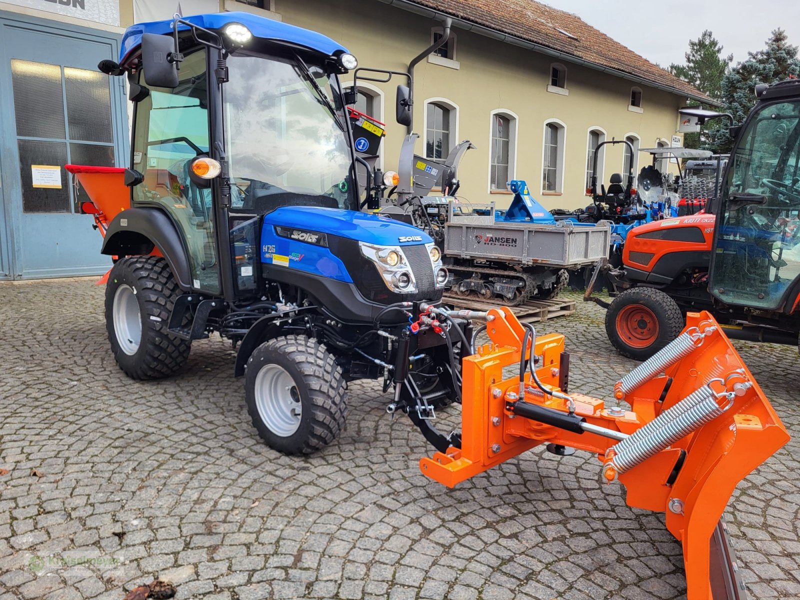 Kommunaltraktor des Typs Solis 26 HST Winterpaket Schneeräumschild + Salzstreuer Kabine Heizung Hydrostat NEU, Neumaschine in Feuchtwangen (Bild 7)