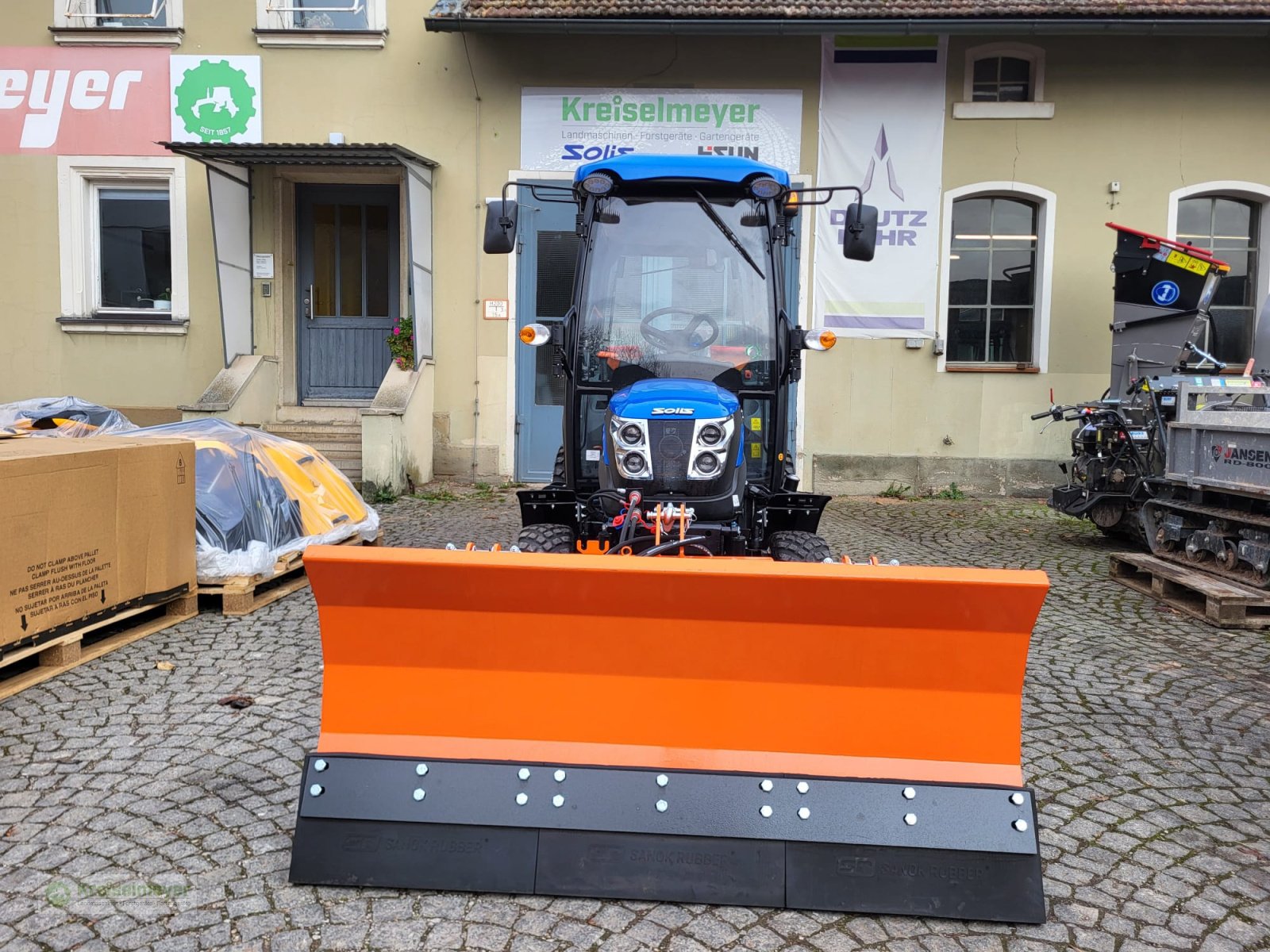 Kommunaltraktor des Typs Solis 26 HST Winterpaket Schneeräumschild + Salzstreuer Kabine Heizung Hydrostat NEU, Neumaschine in Feuchtwangen (Bild 18)