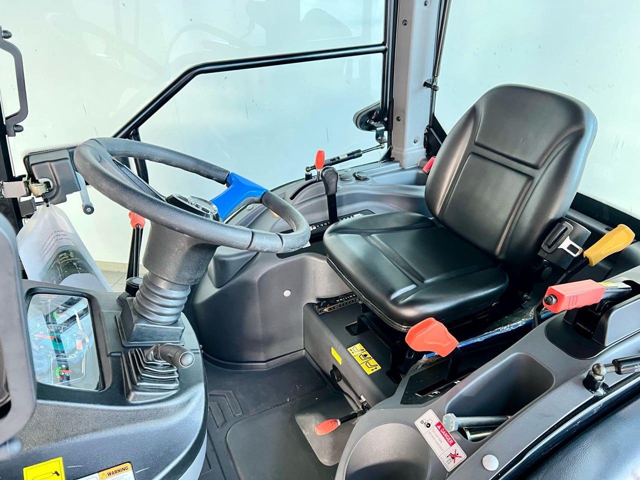 Kommunaltraktor des Typs Solis 26 HST, Gebrauchtmaschine in Beckum (Bild 2)