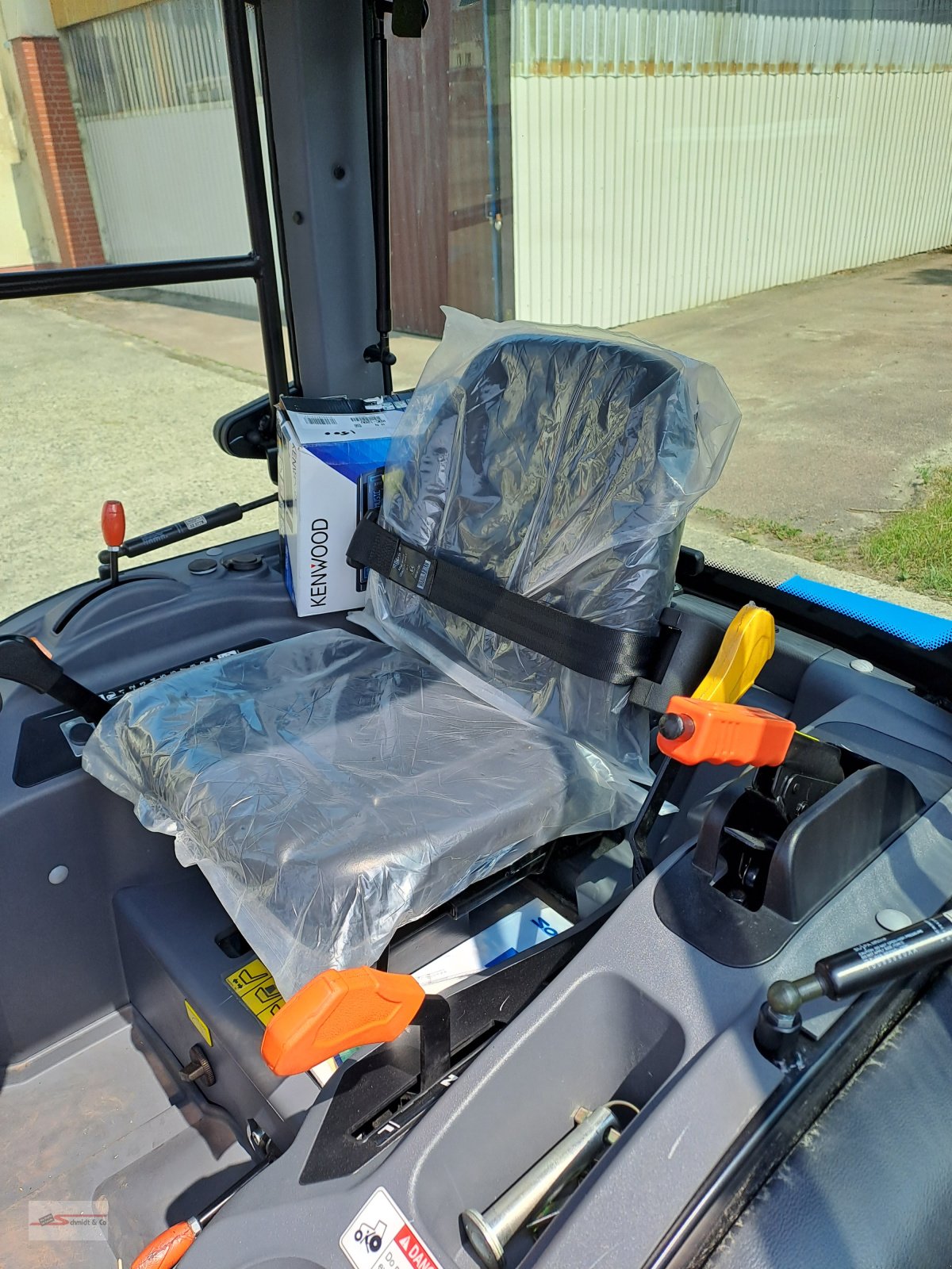 Kommunaltraktor tip Solis 26 HST, Neumaschine in Granzin OT Greven (Poză 10)