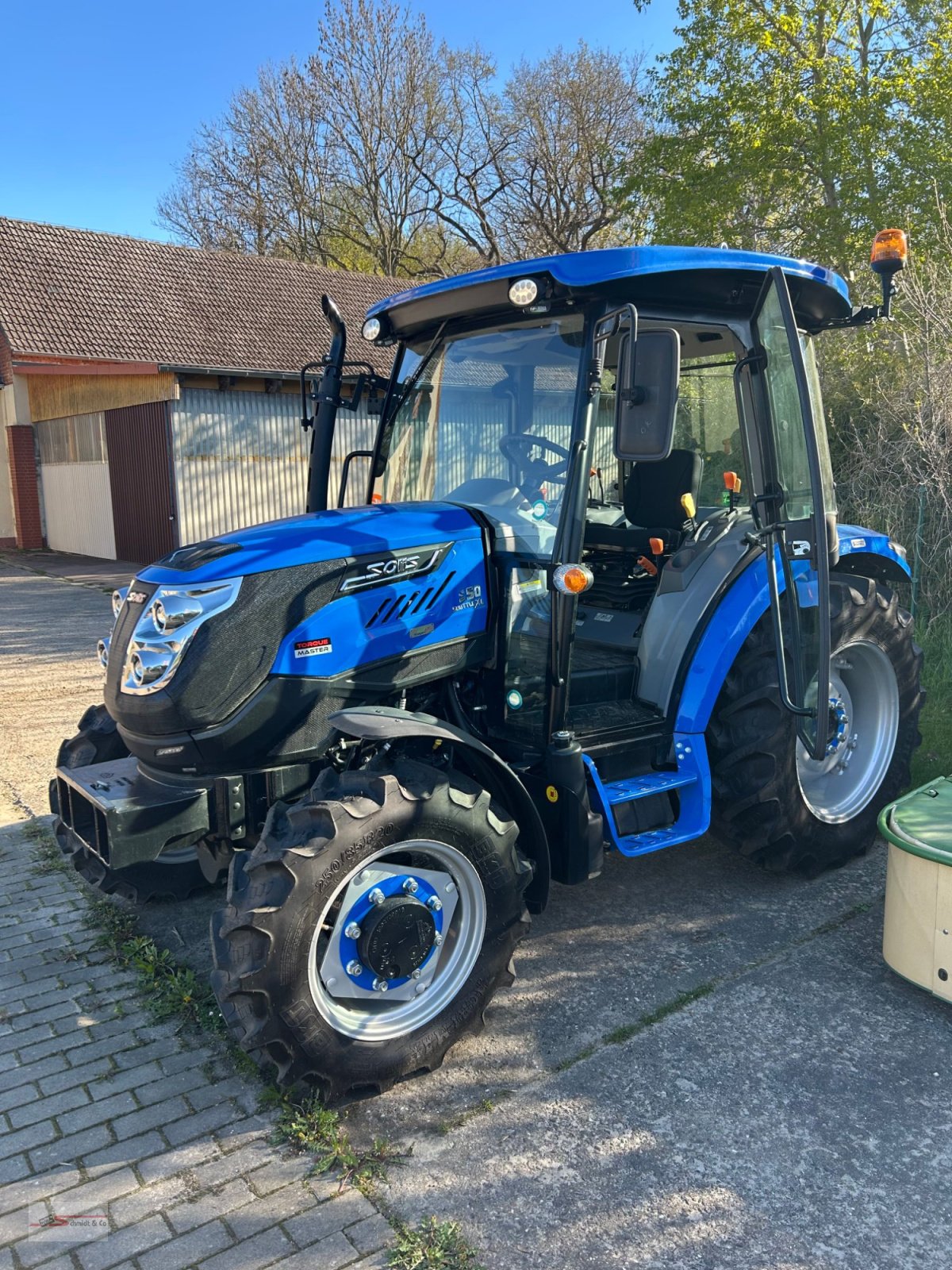 Kommunaltraktor του τύπου Solis 50, Neumaschine σε Granzin OT Greven (Φωτογραφία 1)