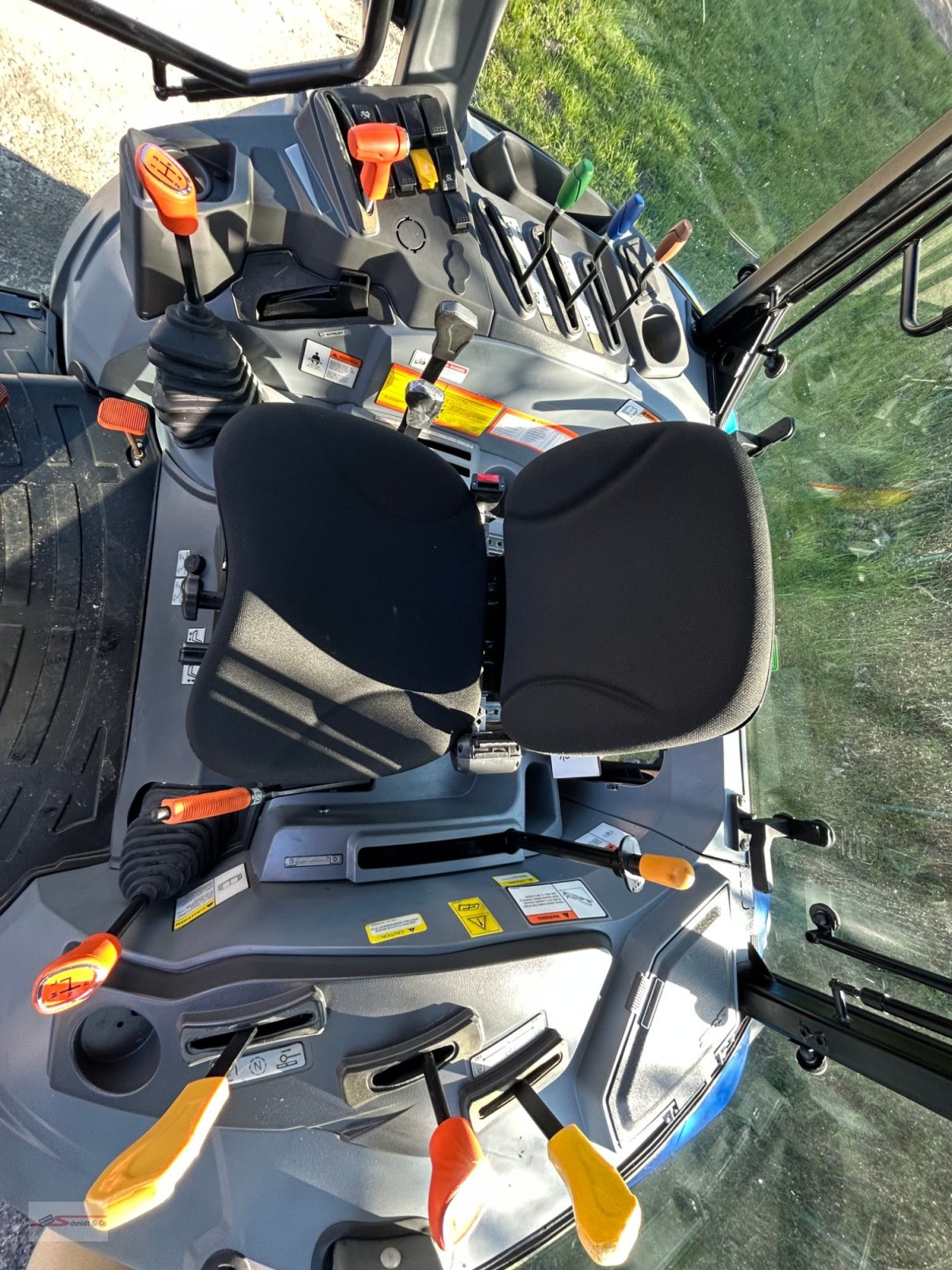 Kommunaltraktor του τύπου Solis 50, Neumaschine σε Granzin OT Greven (Φωτογραφία 8)