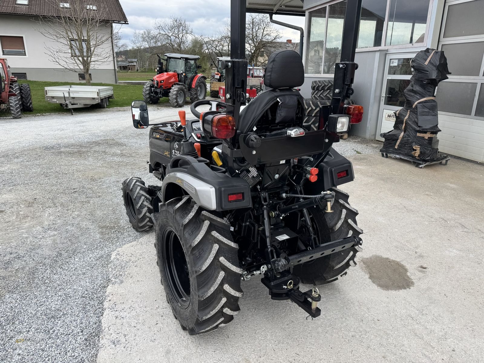 Kommunaltraktor tip Solis S26 Shuttle XL Limited Edition, Neumaschine in Söding- Sankt. Johann (Poză 2)