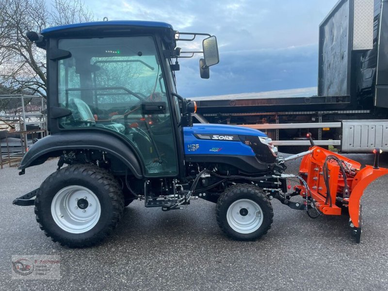 Kommunaltraktor of the type Solis Solis H26 HST mit Kabine Winterdiensttraktor mit, Gebrauchtmaschine in Dimbach