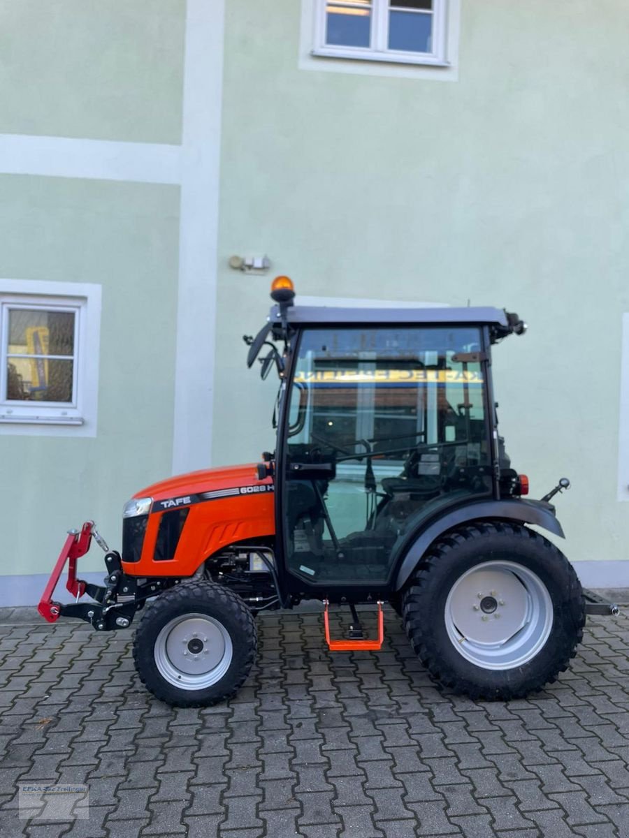 Kommunaltraktor typu Sonstige 6028H, Neumaschine v Obing (Obrázek 1)