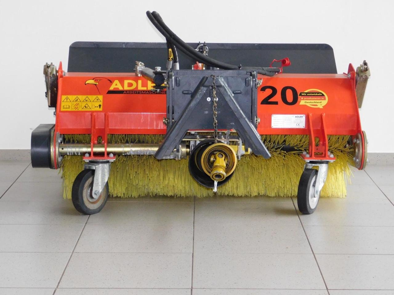 Kommunaltraktor typu Sonstige Adler K560 1,35 m, Gebrauchtmaschine v Beckum (Obrázek 3)