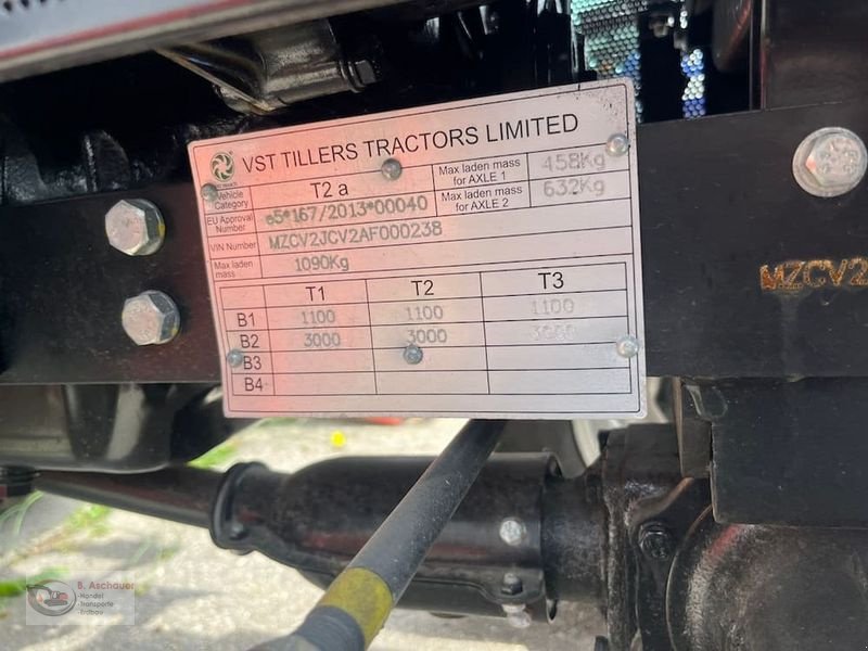 Kommunaltraktor of the type Sonstige FIELDTRAC 224D mit Rasenbereifung & Allrad – NEU, Neumaschine in Dimbach (Picture 20)