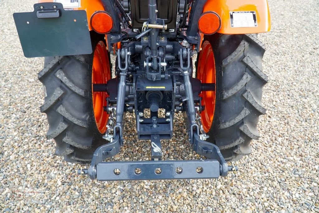 Kommunaltraktor typu Sonstige Kleintraktor AVANGER 26 HST, Neumaschine v Dimbach (Obrázek 11)