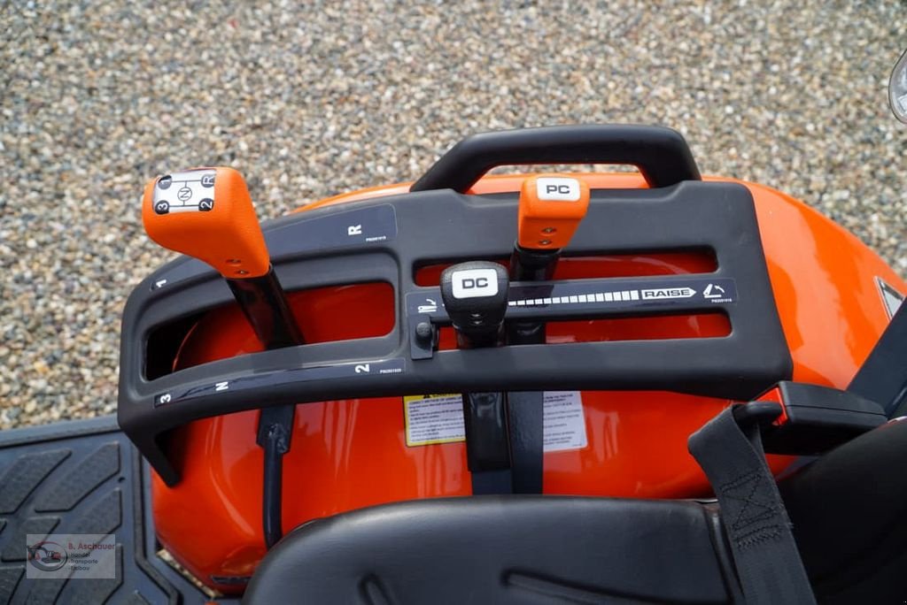 Kommunaltraktor des Typs Sonstige Kleintraktor AVANGER 26, Neumaschine in Dimbach (Bild 13)