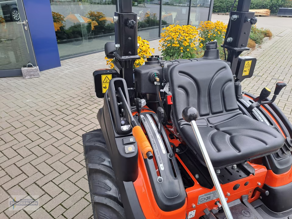 Kommunaltraktor typu Tafe 6028M, Neumaschine v Bassum (Obrázek 7)