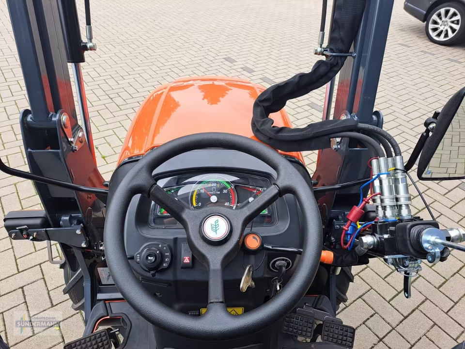 Kommunaltraktor typu Tafe 6028M, Neumaschine v Bassum (Obrázek 10)