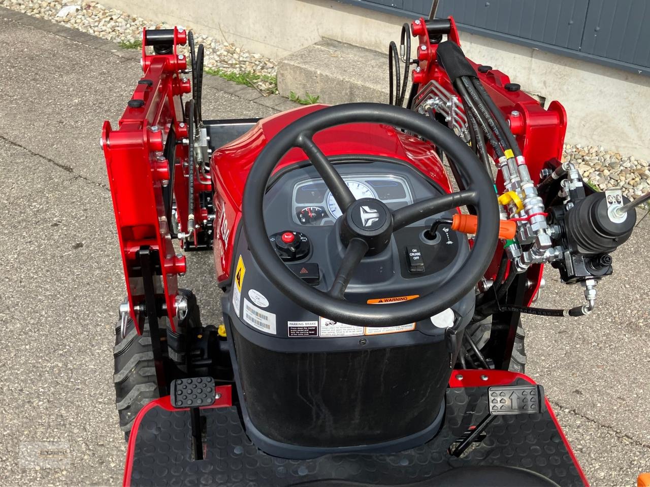 Kommunaltraktor tipa TYM T194 NH mit Frontlader, Neumaschine u Tuntenhausen (Slika 6)